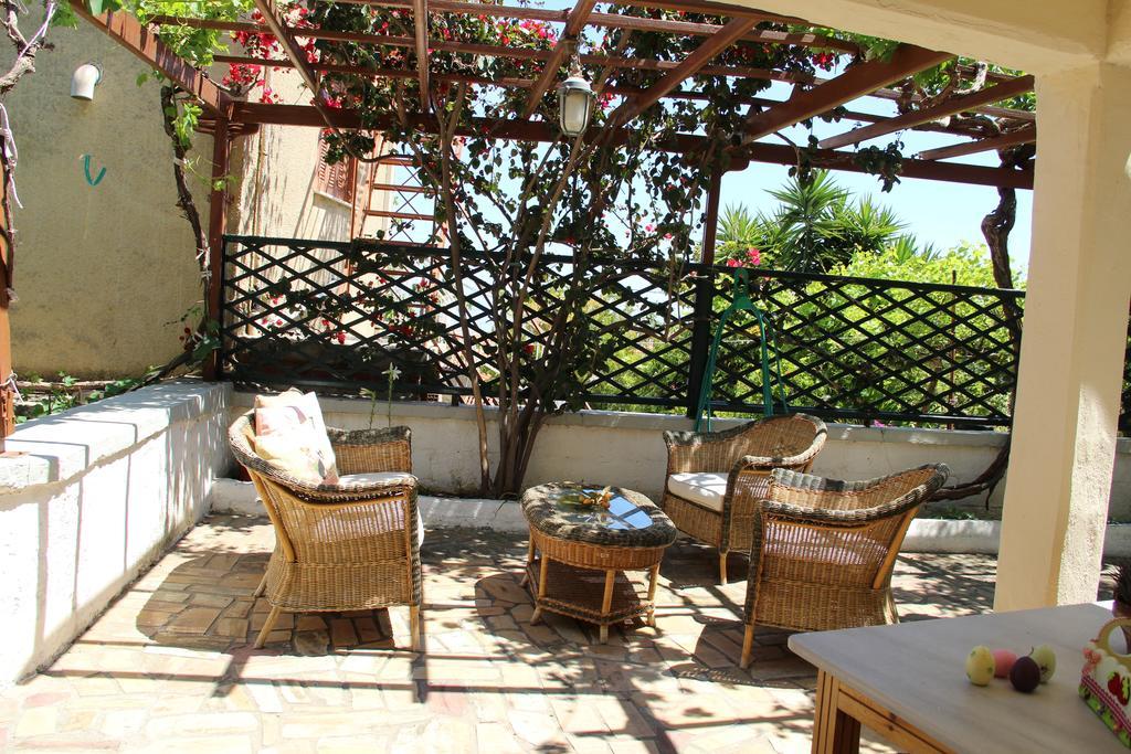Вилла Chios Stone House Vrontados Экстерьер фото