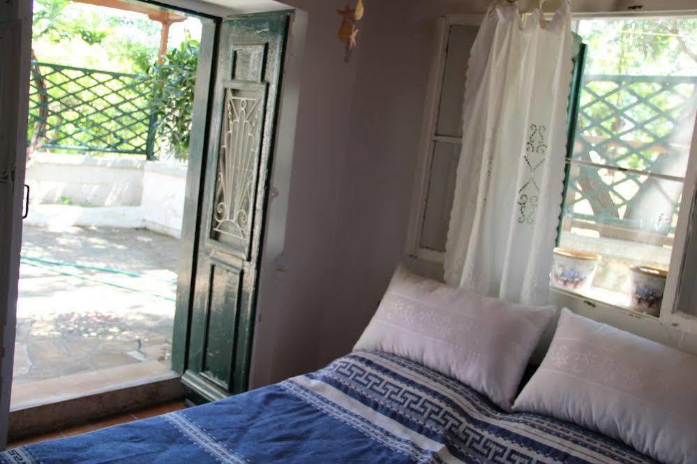 Вилла Chios Stone House Vrontados Экстерьер фото